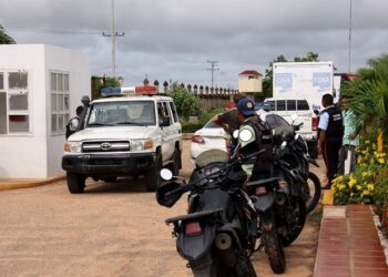 Detuvieron a un hombre por presuntamente  agredir a su mujer