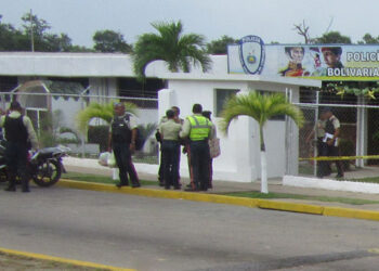 Atraparon a siete falsos funcionarios en Lechería