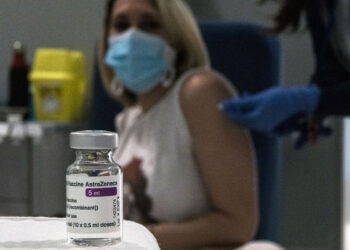 “Estudios avalan la seguridad de las vacunas contra la Covid-19”