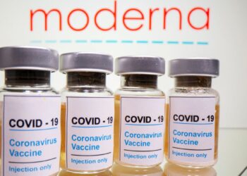 Vacuna de Moderna demuestra eficacia contra variantes alfa y beta del SARS-CoV-2