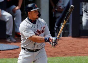 Miguel Cabrera dio triunfo a Detroit y pasó a Bonds en hits