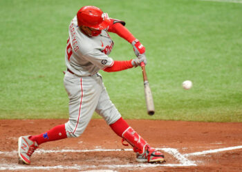 Filadelfia quebró racha de Medias Rojas en Boston