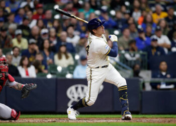 Avisaíl García disparó cuadrangular en victoria de Cerveceros