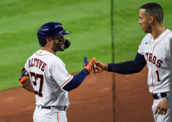 José Altuve puso la ofensiva para que Houston venciera a Oakland