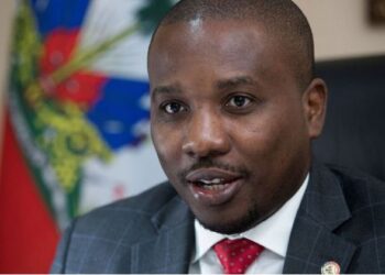 Joseph dimitirá y cederá el poder a Ariel Henry en Haití