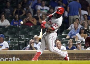 Odúbel Herrera condujo victoria de Filadelfia sobre Cachorros