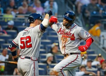 Orlando Arcia conectó jonrón en Nueva derrotas de Bravos de Atlanta