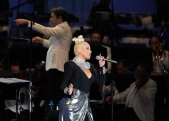 Christina Aguilera y Dudamel ofrecieron dos conciertos con la Filarmónica de Los Ángeles