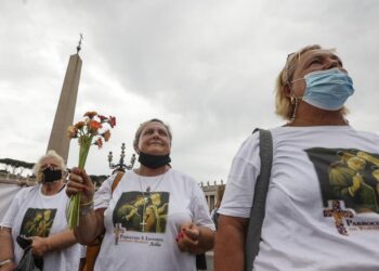 El Papa honró a los abuelos en Jornada Mundial de la tercera edad