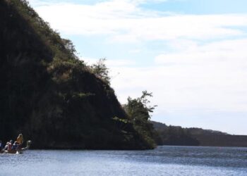 Un muerto y seis heridos tras choque de barcos en el lago de Georgia central