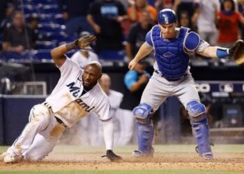Miami limitó ofensiva de Dodgers para salir victorioso el martes