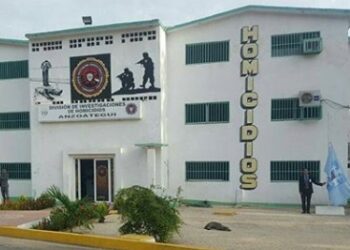 Murió trabajador al caer del techo de su casa