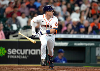 Houston venció a Reales que tuvo jonrón 34 de Salvador Pérez