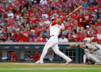 Eugenio Suárez llegó a 22 jonrones en la temporada en triunfo de Cincinnati