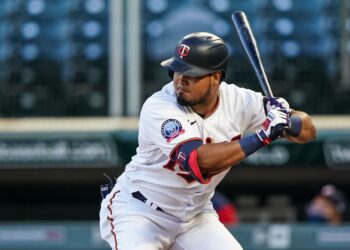 Luis Arraez comandó ofensiva de Mellizos para vencer a Tampa Bay