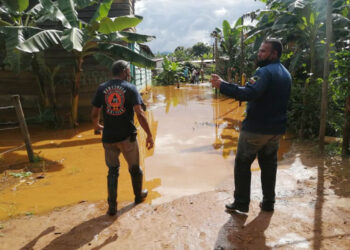 Inundaciones por fuertes lluvias y drenajes obstruidos dejan 1.867 damnificados en Gran Sabana