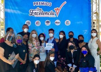 Municipalidad reconoció a los jóvenes de Lechería