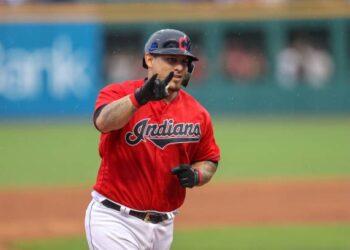 Wilson Ramos aportó jonrón en victoria de Cleveland