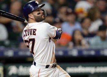 José Altuve anotó tres veces en paliza de Houston contra Marineros