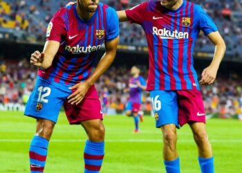 Barcelona ganó su primer partido sin Messi, con Braithwaite en plan estelar