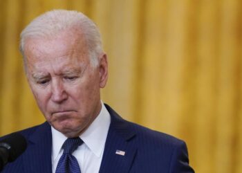 Biden honró a los caídos por ataques en el aeropuerto de Kabul