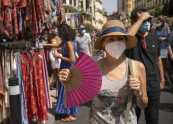 Más de 800 personas fueron evacuadas en España por los incendios forestales