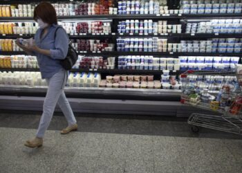Economía venezolana se dolariza, pero pocos tienen dólares