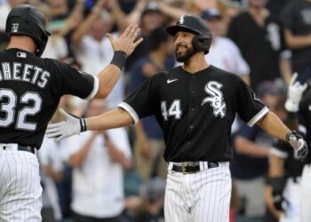 Zavala completó noche histórica pero no le alcanzó para llevar a Medias Blancas al triunfo