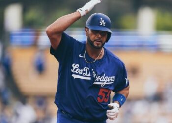 Pujols arribó a 677 jonrones en triunfo de Dodgers sobre Mets