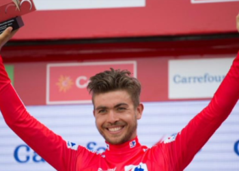 Esloveno Primoz Roglic perdió liderato de la vuelta a España