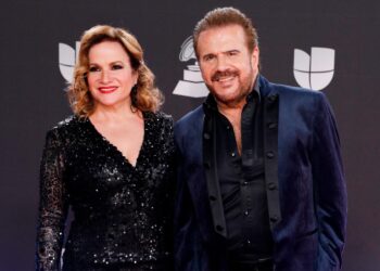 Pimpinela celebra 40 años de carrera artística