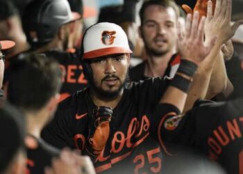 Anthony Santander sentenció a Orioles con jonrón de tres carreras