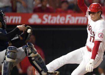 Shohei Ohtani se robó el home y Angelinos propinó nueva derrota a Nueva York