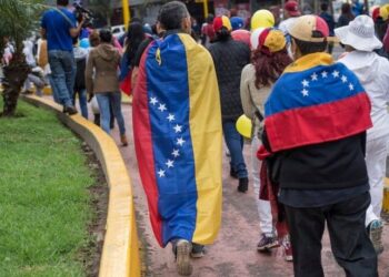 VOA: Casi la mitad de los venezolanos en Perú tiene educación universitaria o técnica