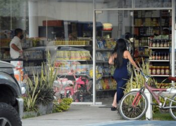 Antiguos concesionarios dan espacio a nuevos "emprendimientos"