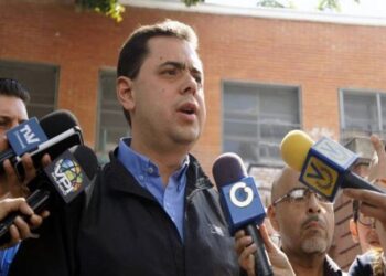 Antonio Ecarri se contagió de COVID-19 por segunda vez