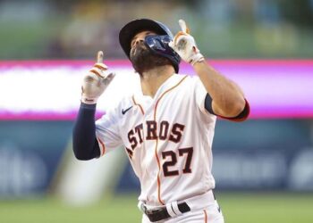 José Altuve igualó marca personal de jonrones en una temporada