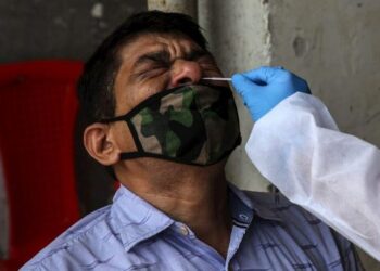 Brasil se encamina hacia 21 millones de contagios por COVID-19, con cifras cayendo