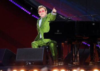 Elton John y una constelación de astros se hicieron oir por el planeta