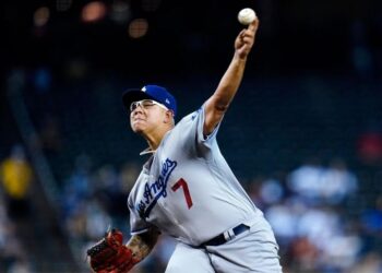 Dodgers llegó a 100 triunfos en el año con Urías ganando el juego 19