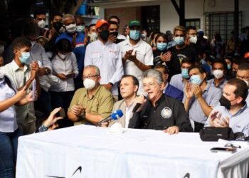 Ramos Allup: No podemos seguir viviendo de fantasías  (+Fotos)