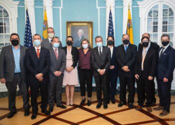 Subsecreatria de Estados Unidos instó a Maduro para retomar a la mesa de negociación