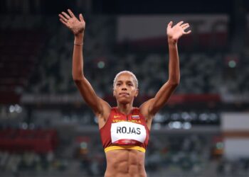 Elaine Thompson venció a Yulimar Rojas en la votación para Atleta Femenina del Año