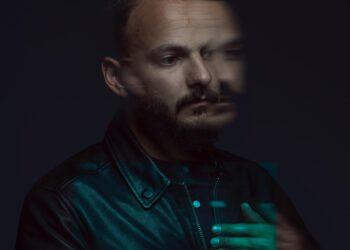 Venezolano Adrián Salas gana su primer Emmy