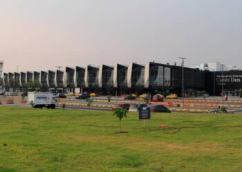 Aeropuerto de Cúcuta suspendió operaciones, luego que se registraron dos explosiones