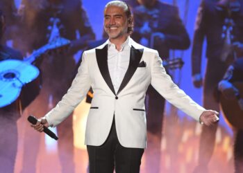 Alejandro Fernández presentará su concierto “Hecho en México” en Caracas