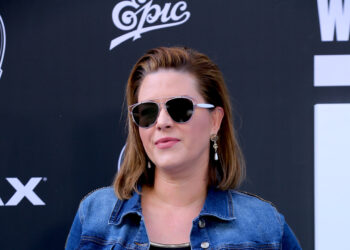 Alicia Machado fue criticada por vender saludos a fans