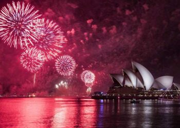 Australia celebra fin de año bajo nueva normalidad