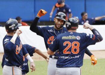 Caribes salió airoso ante Tiburones y se encamina al Round Robin