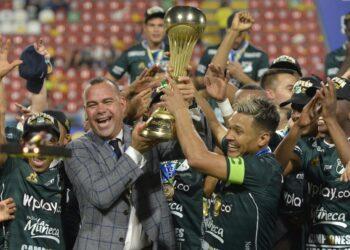 Rafael Dudamel se tituló en el fútbol de Colombia con Deportivo Cali